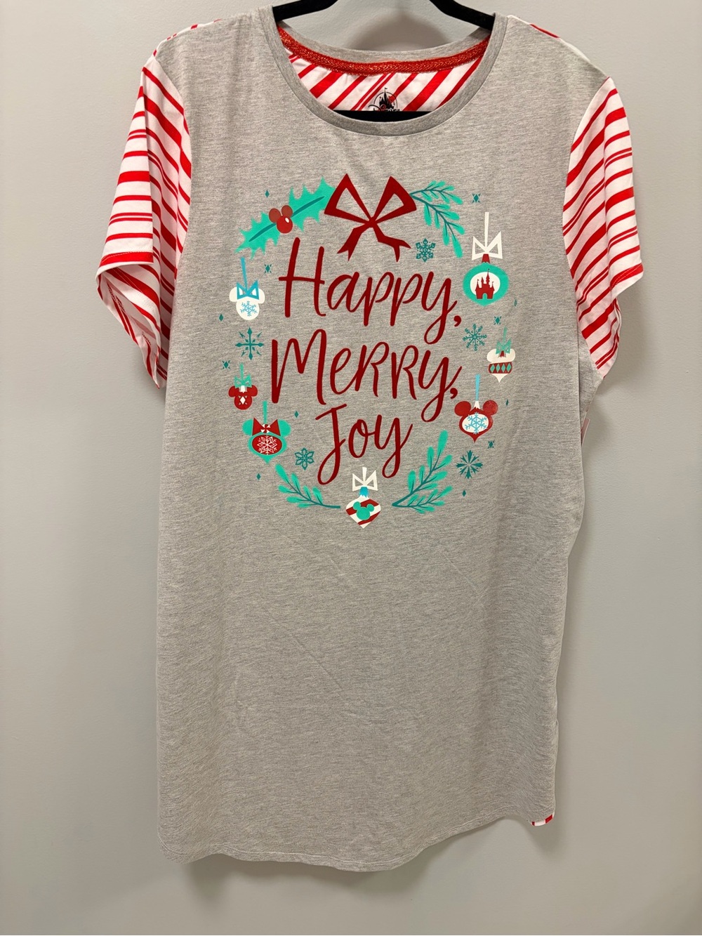 Disney woman’s night shirt, XL